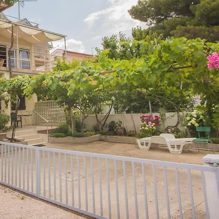 Apartment By The Sea Zaboric, - 15720 *