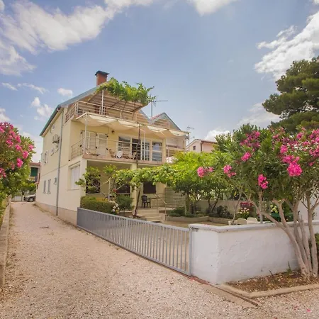 By The Sea Zaboric, - 15720 Apartment Sibenik